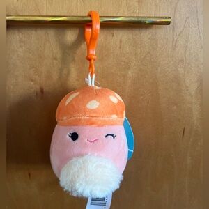NWT 3.5” Alba the fuzzy belly Mushroom Keychain Clip Squishmallows orange wink